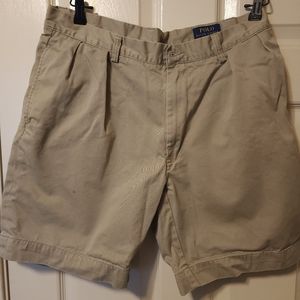Polo Ralph Lauren 9" Classic Fit Shorts Pleated